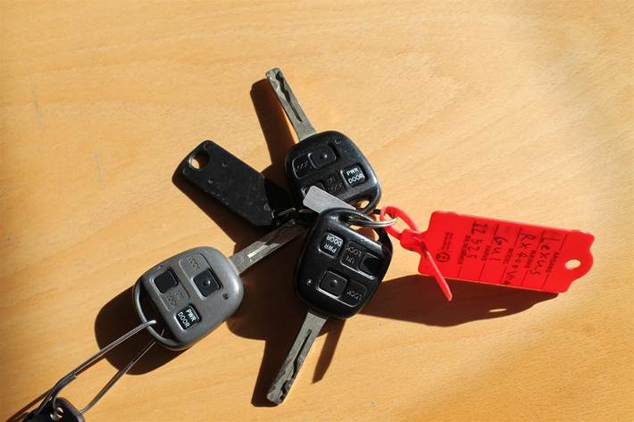 Sort Lexus RX fra 2005