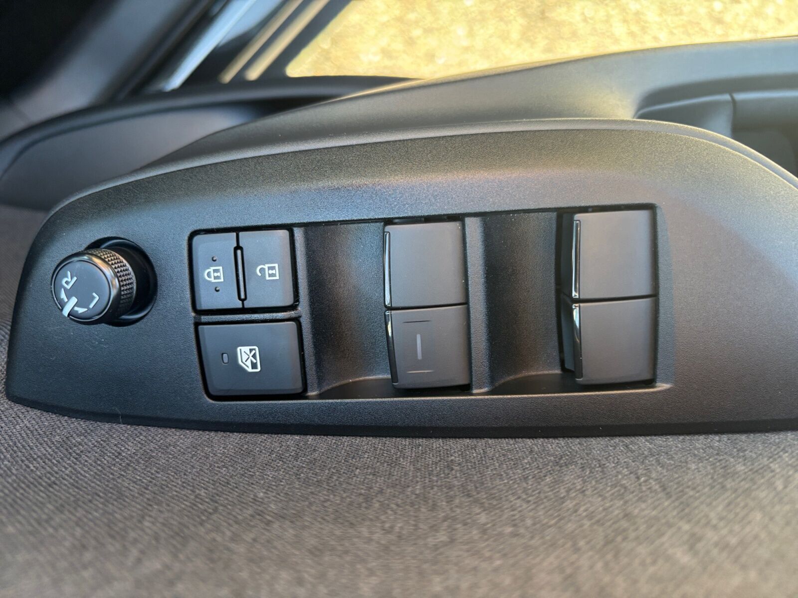 Sort Toyota Yaris Cross fra 2025