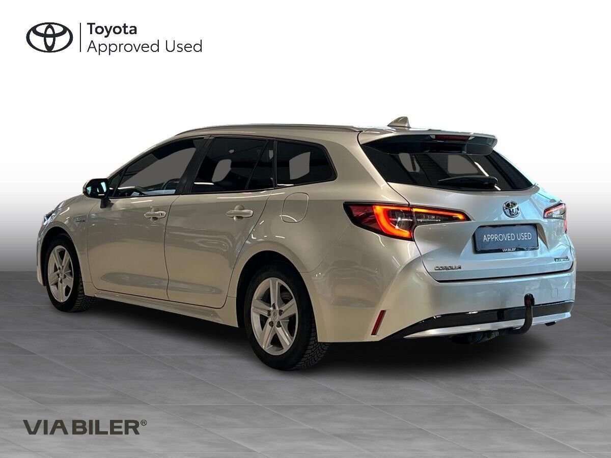 Toyota Corolla 1,8 Touring Sports Hybrid H3 Smart E-CVT 122HK Stc Trinl. Gear