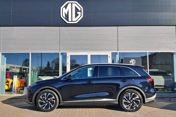 Sort MG MGS6 Electric fra 2026 set udefra