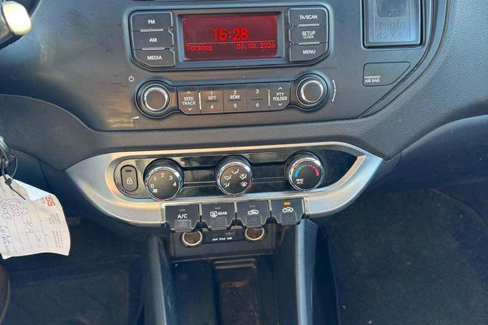 undefined Kia Rio fra 2012