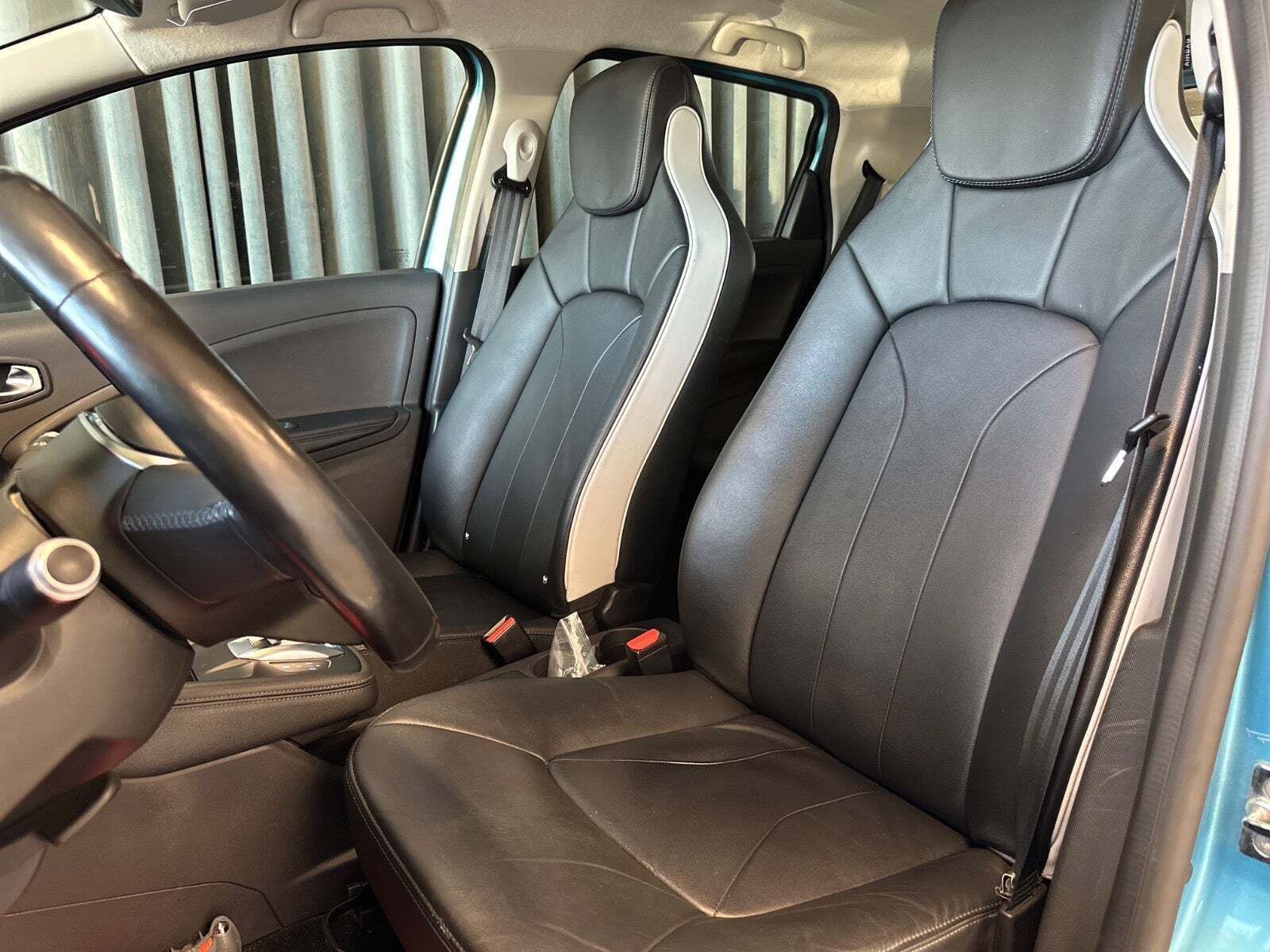 Blå Renault Zoe fra 2021