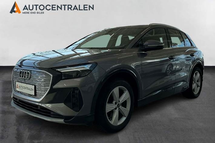 Grå Audi Q4 e-tron fra 2022 set udefra