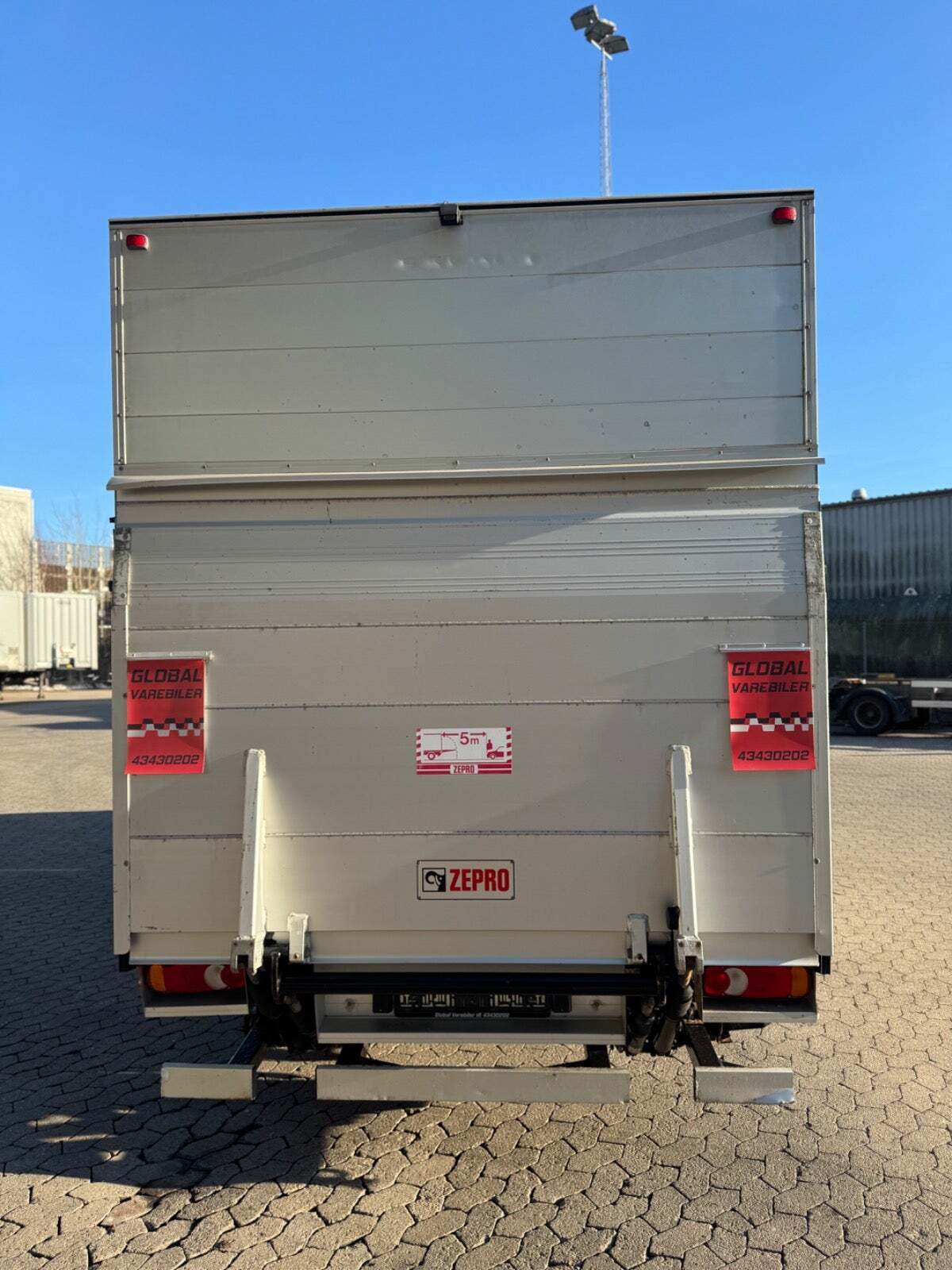 undefined Peugeot Boxer 335 fra 2015
