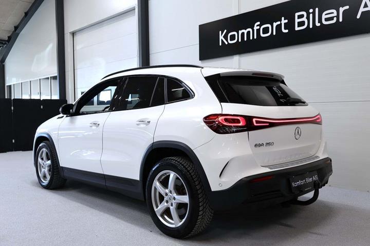 Hvid Mercedes EQA250 fra 2022