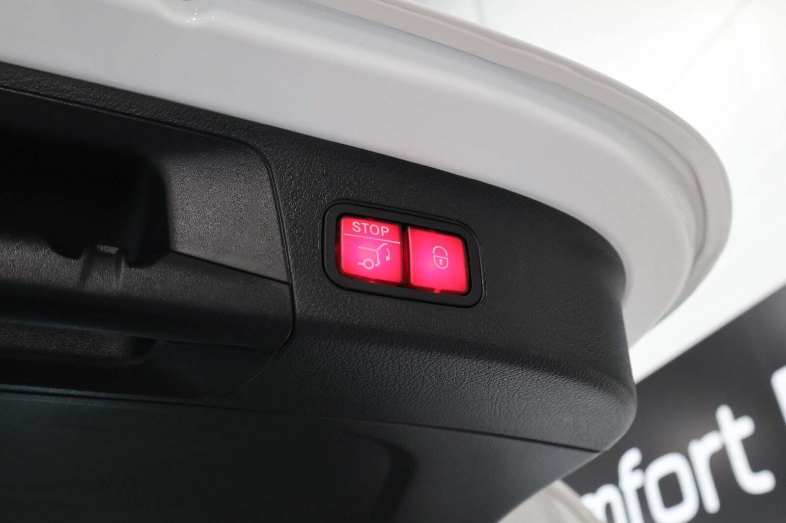 Hvid Mercedes EQA250 fra 2022