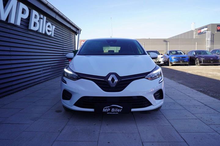 Hvid Renault Clio V fra 2020