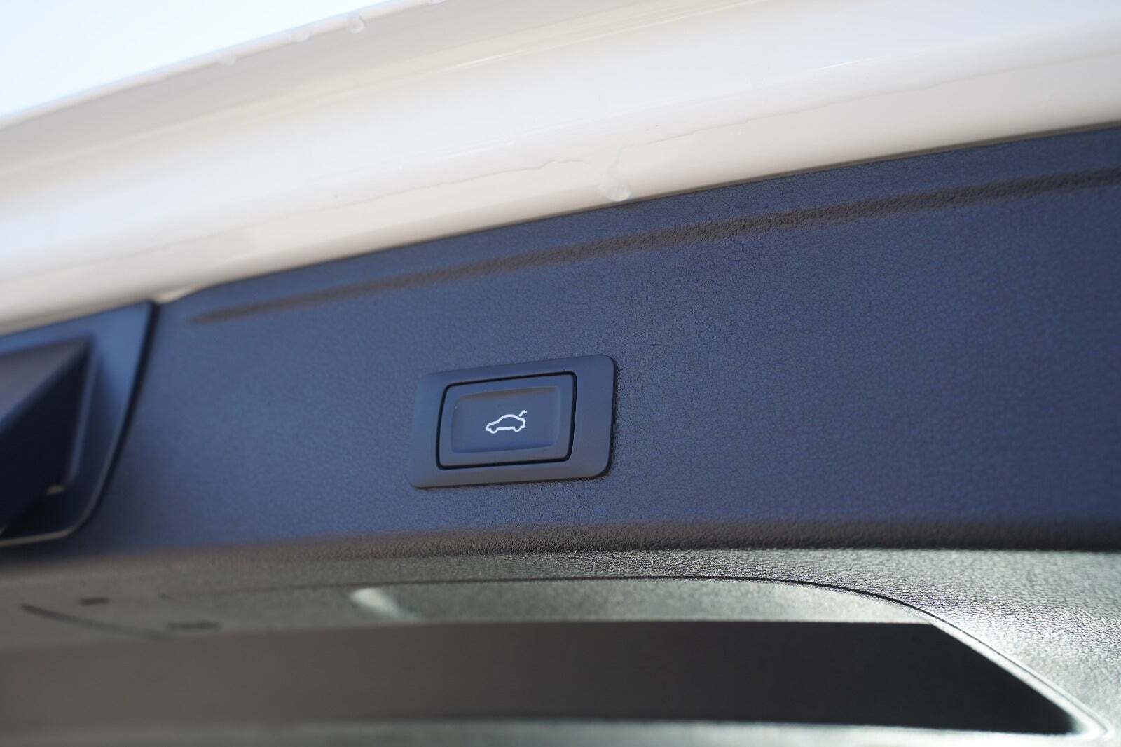 Hvid Audi A4 fra 2019