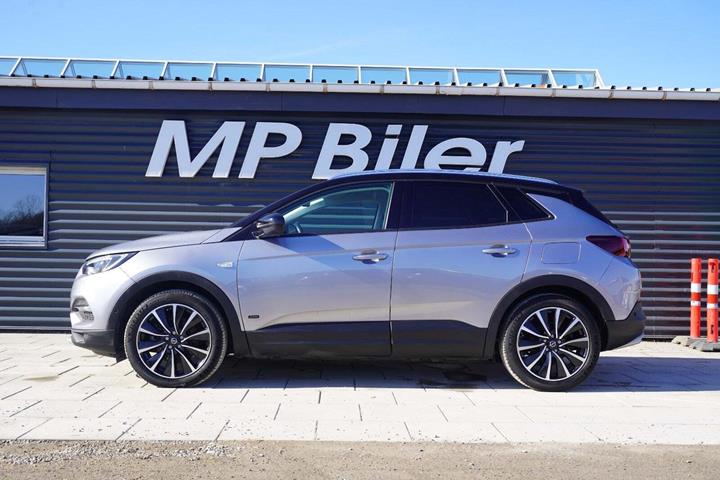 Sølv Opel Grandland X fra 2021