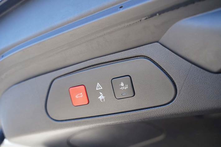 Sølv Opel Grandland X fra 2021