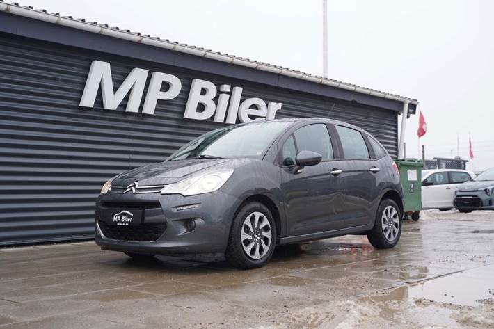 Grå Citroën C3 fra 2014 set udefra
