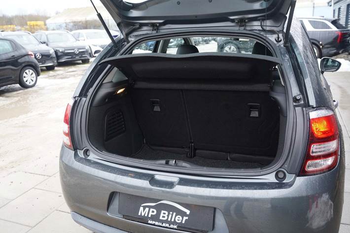 Grå Citroën C3 fra 2014