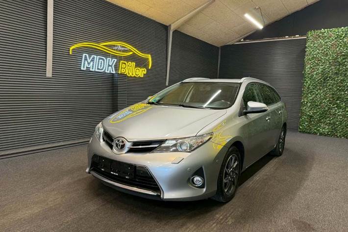 undefined Toyota Auris fra 2013