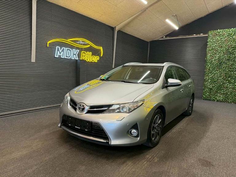 Toyota Auris 1,6 T2 Touring Sports