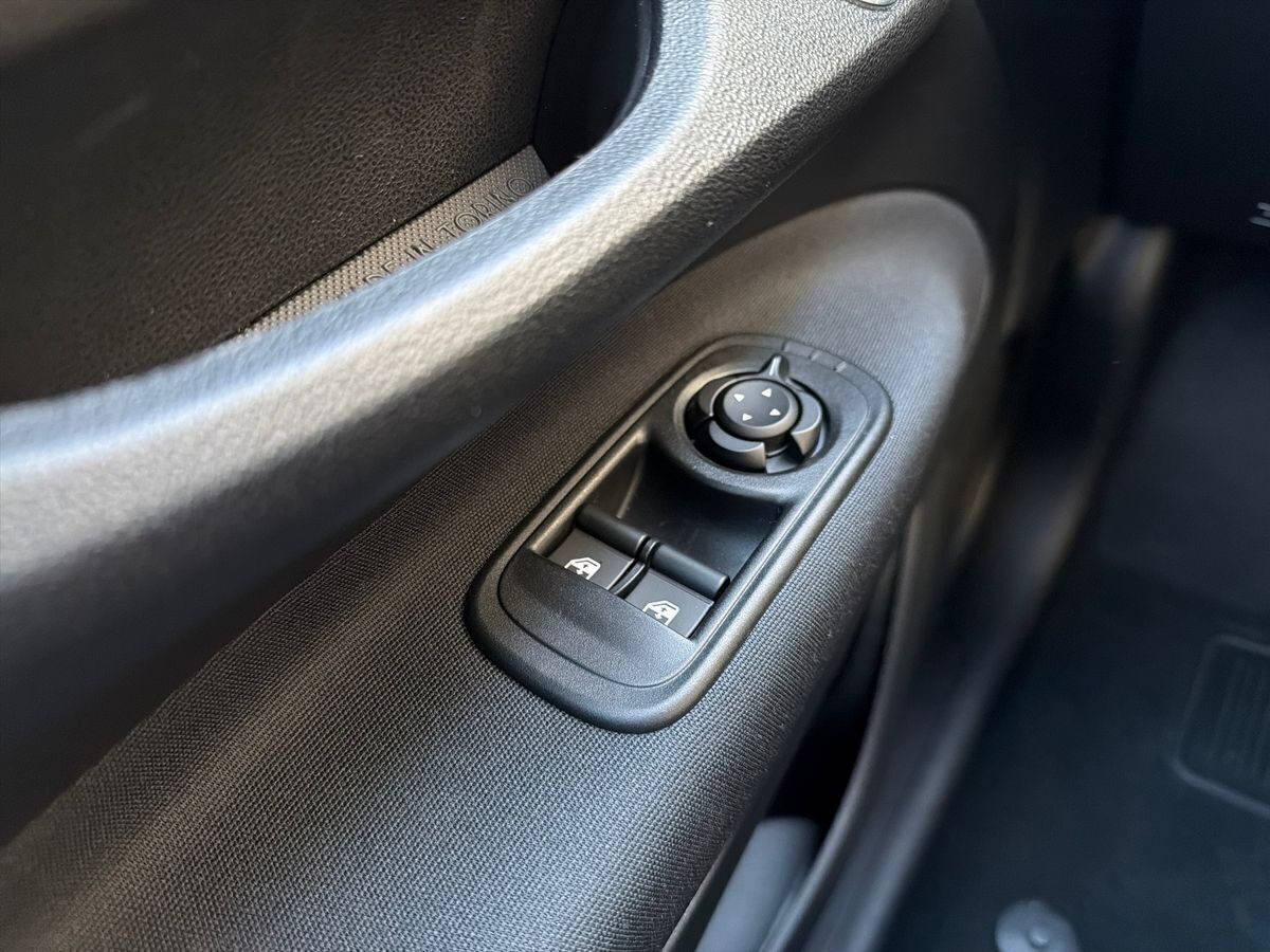 Blå Fiat 500e fra 2023