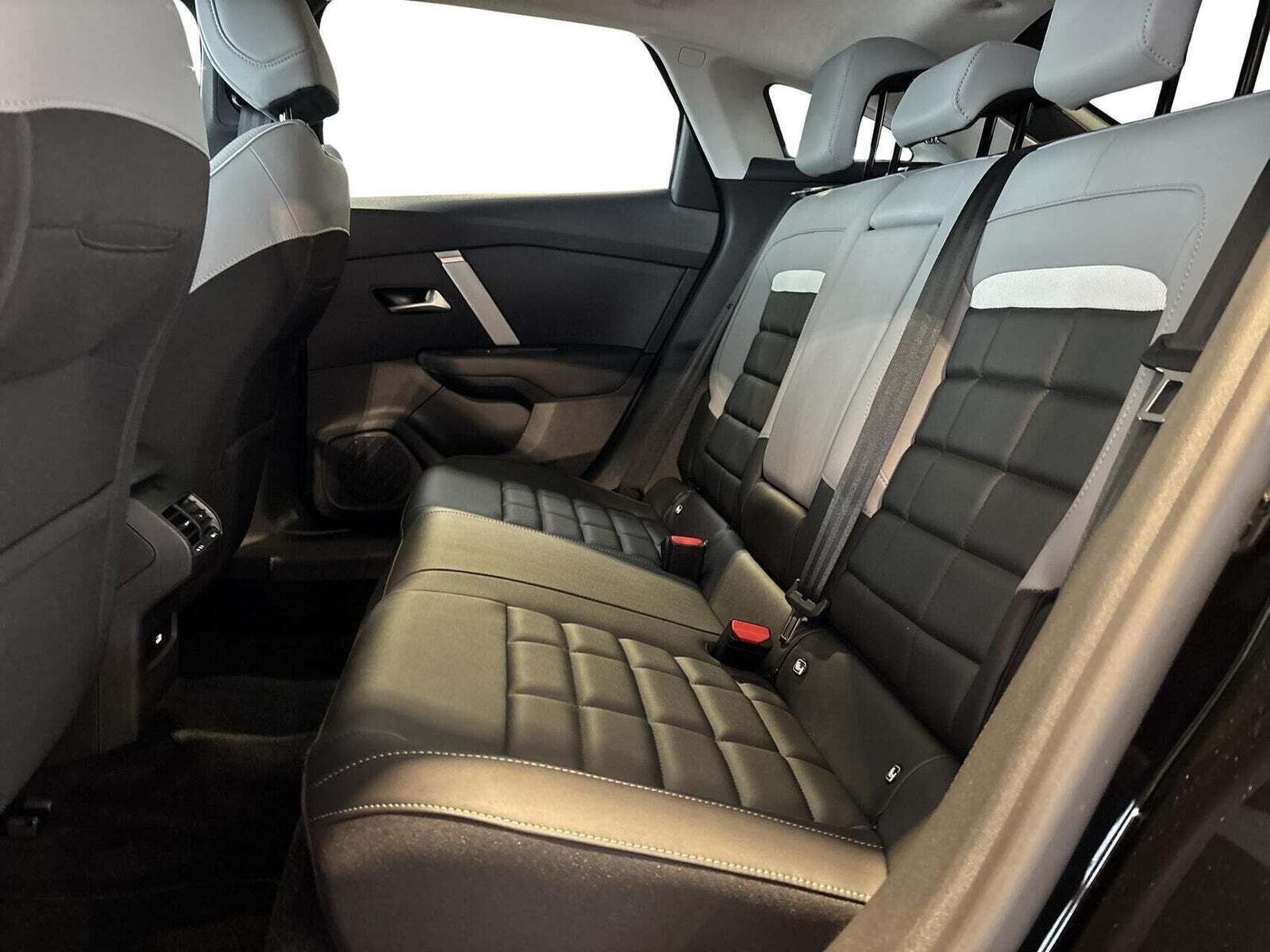 Citroën ë-C4 54 Max