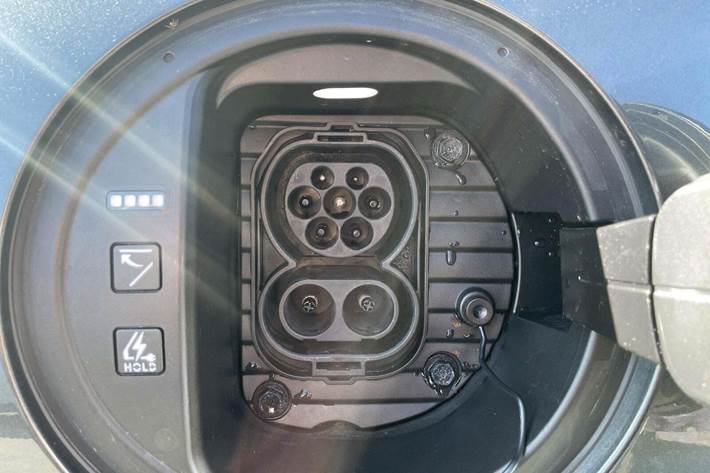 Grå Hyundai Ioniq 6 fra 2023