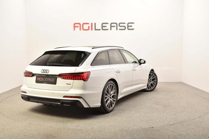 Hvid Audi A6 fra 2021