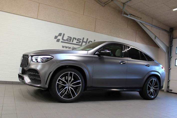 Grøn Mercedes GLE350 de fra 2022