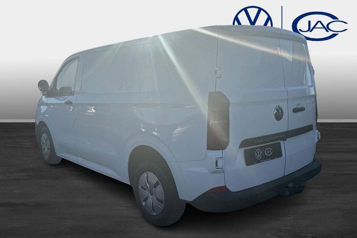 Hvid VW Transporter fra 2025