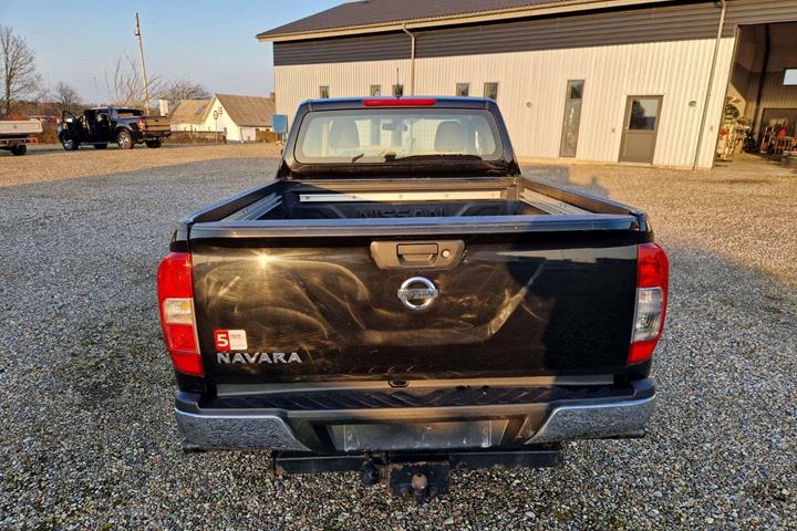 undefined Nissan Navara fra 2021 set udefra