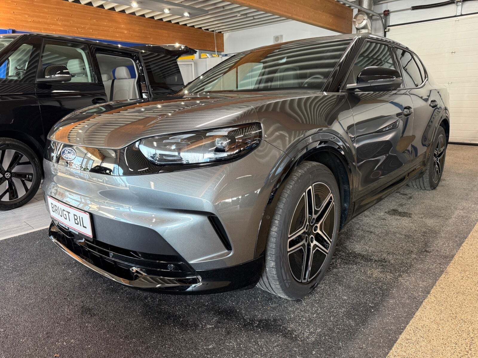 Ford Capri 77 Premium Extended Range