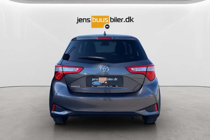 Sort Toyota Yaris fra 2019