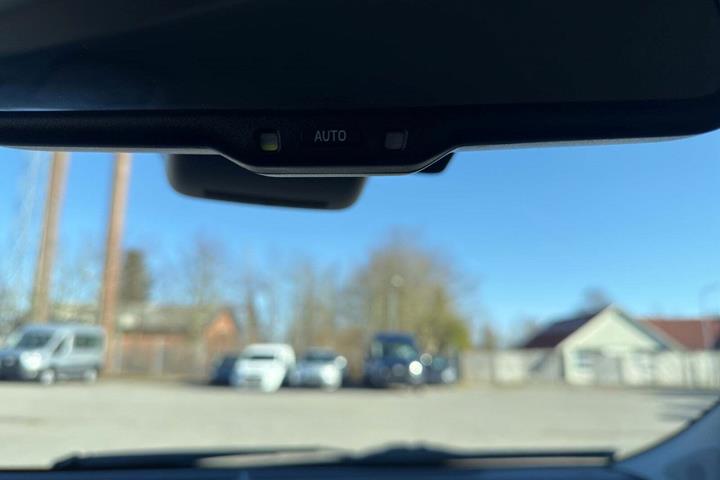 Sort Toyota Yaris fra 2019
