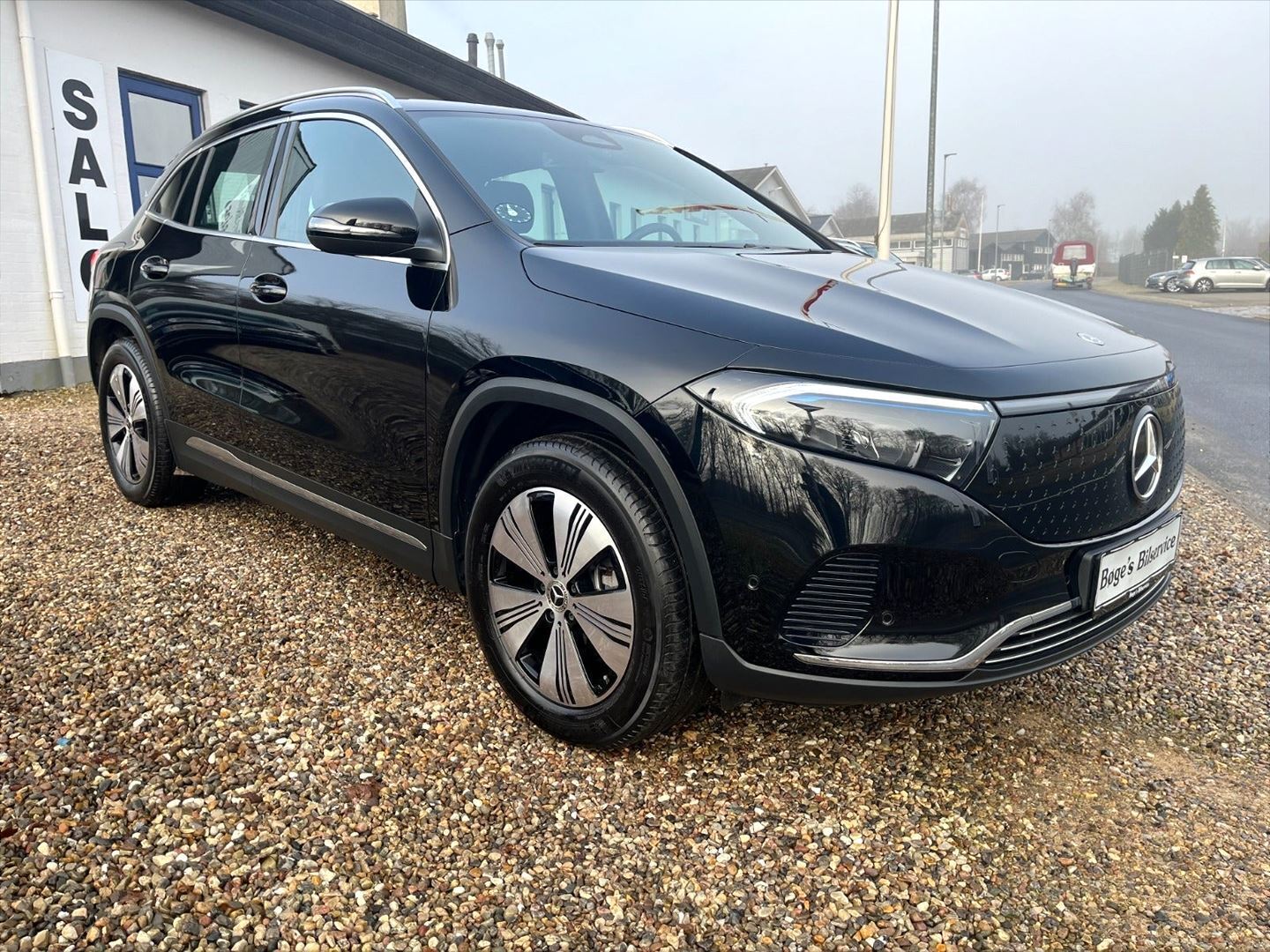 Sort Mercedes EQA 250 fra 2024