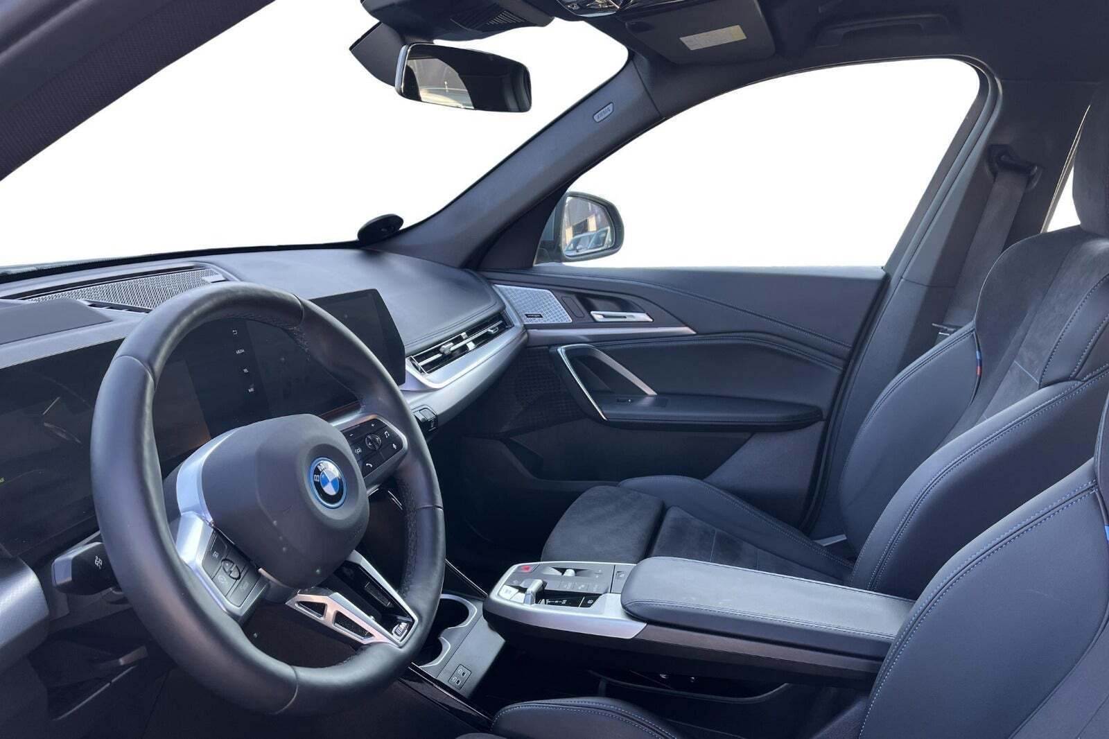 BMW iX1 eDrive20 Fully Charged M-Sport