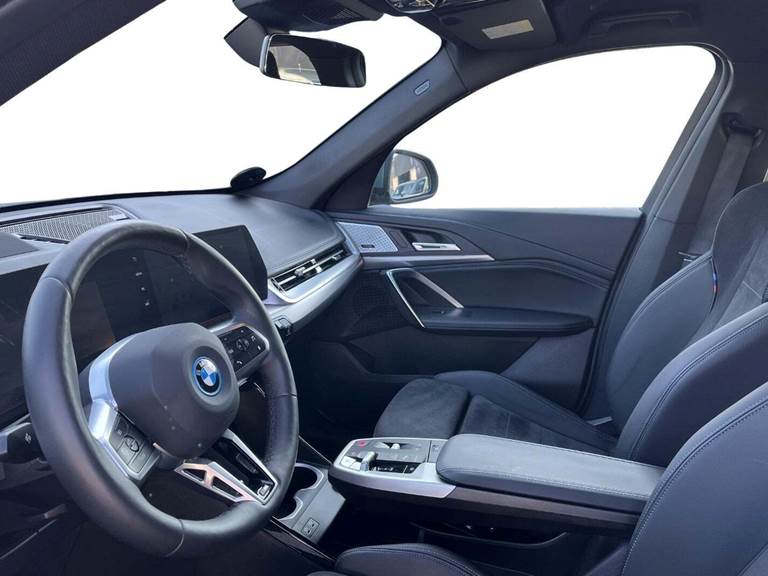 BMW iX1 eDrive20 Fully Charged M-Sport