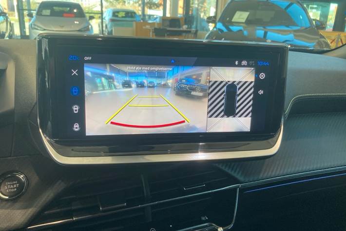 Sort Peugeot e-2008 fra 2025