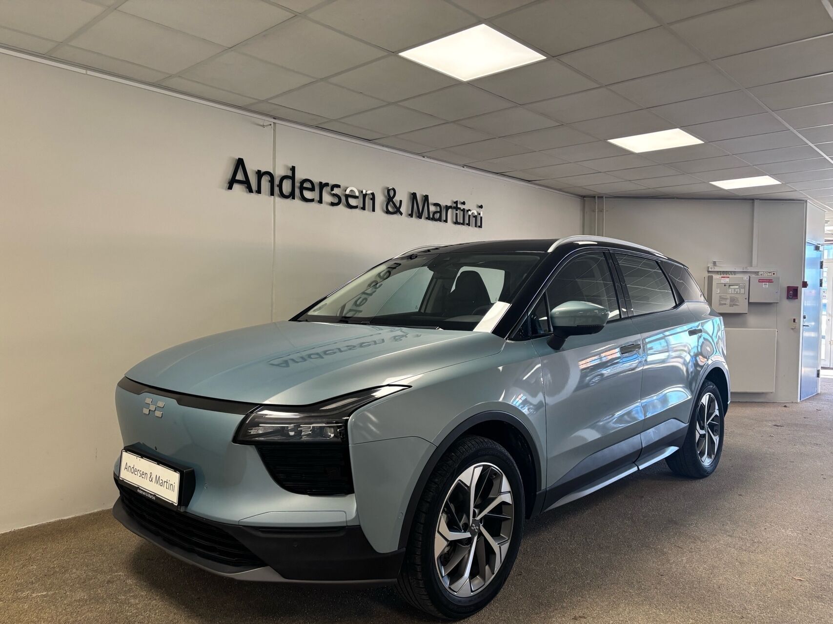 Aiways U5 EL Premium 204HK 5d Aut.