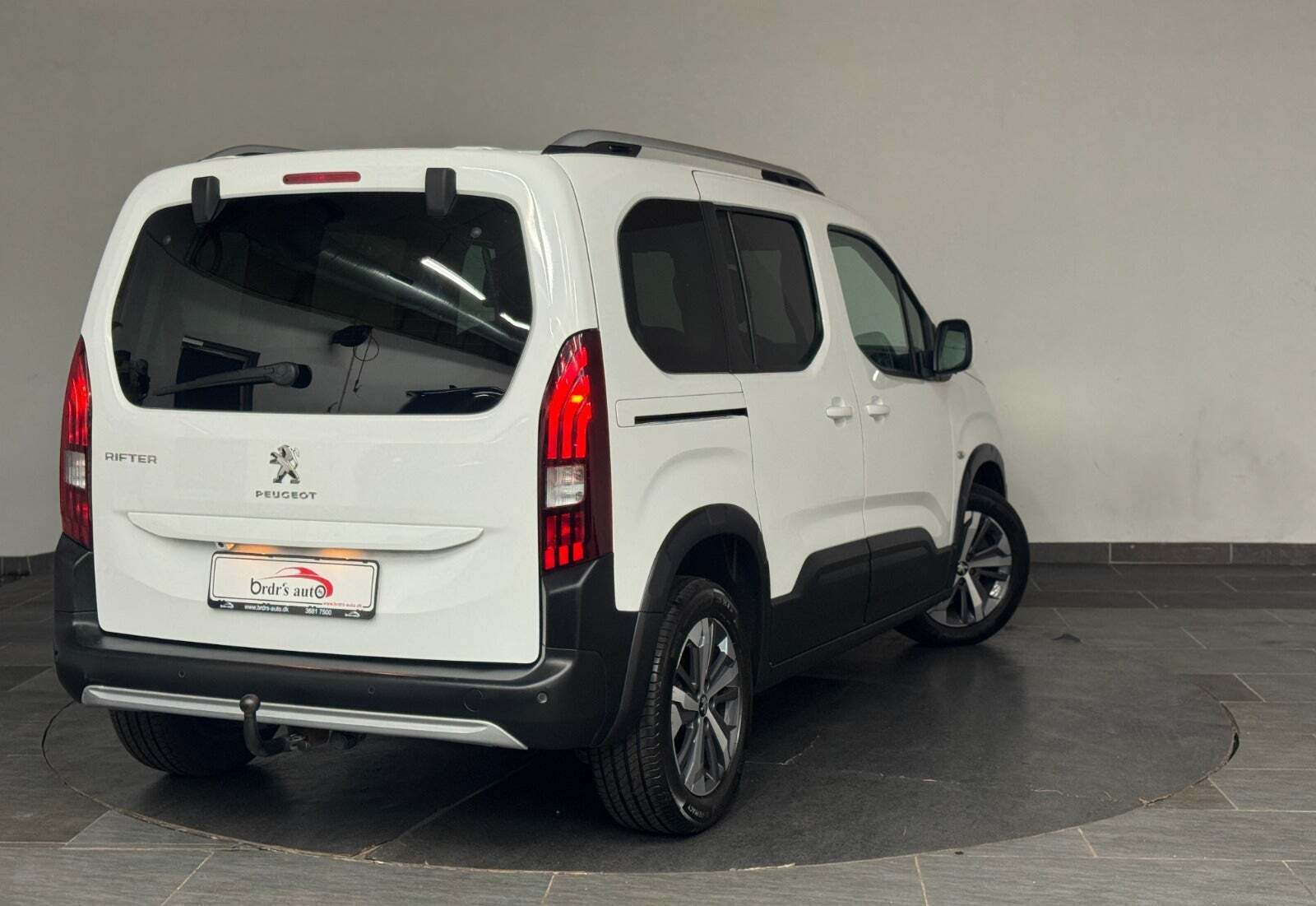 Peugeot Rifter 1,5 BlueHDi 130 L1 Allure EAT8 7prs