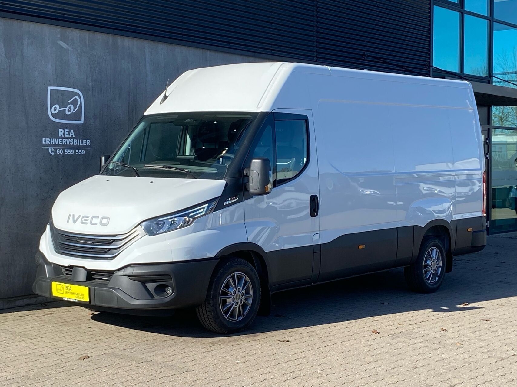 Iveco Daily 3,0 35S18 12m3 D 180HK Van 8g Aut.