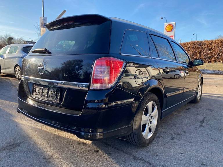 Opel Astra 1,9 CDTi 150 OPC Line Wagon