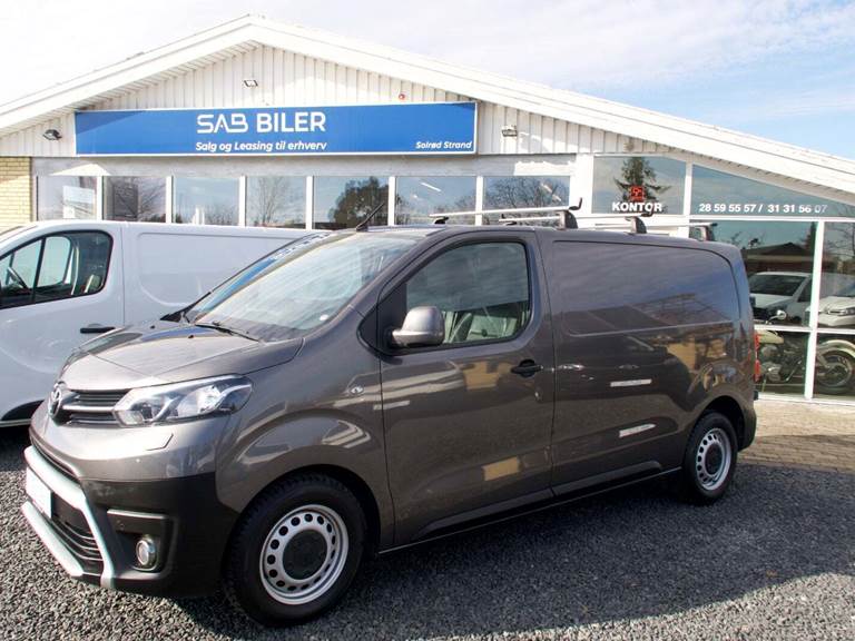 Toyota ProAce 2,0 D 120 Medium Base+