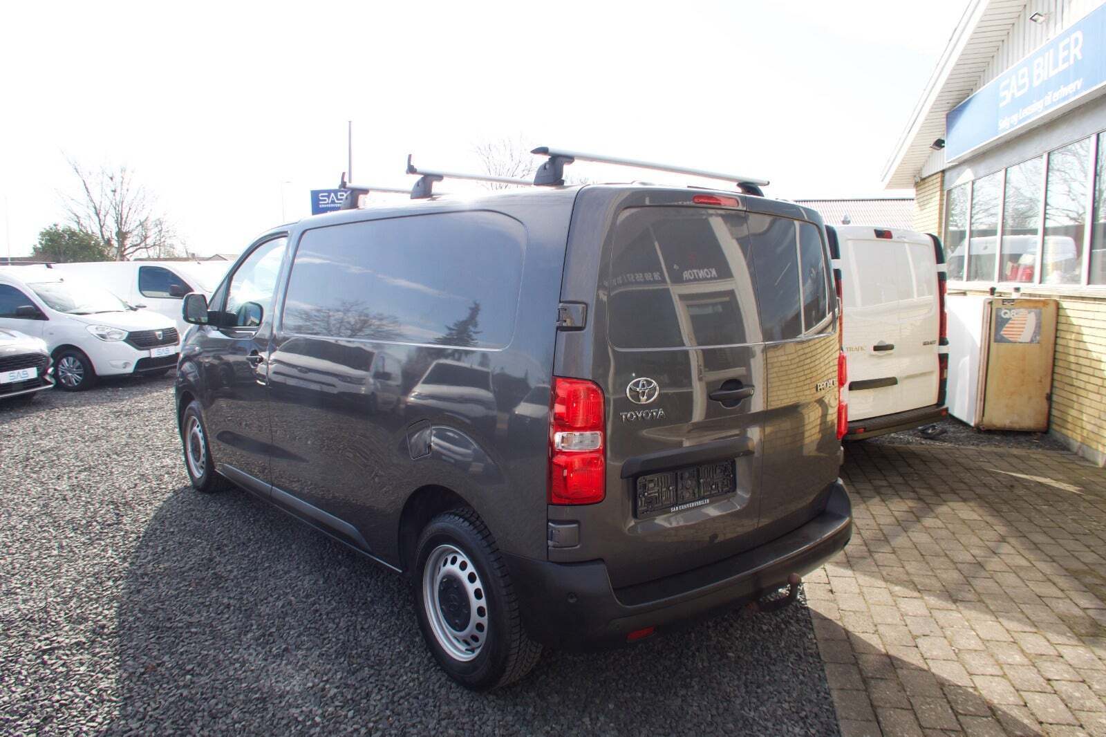 Toyota ProAce 2,0 D 120 Medium Base+