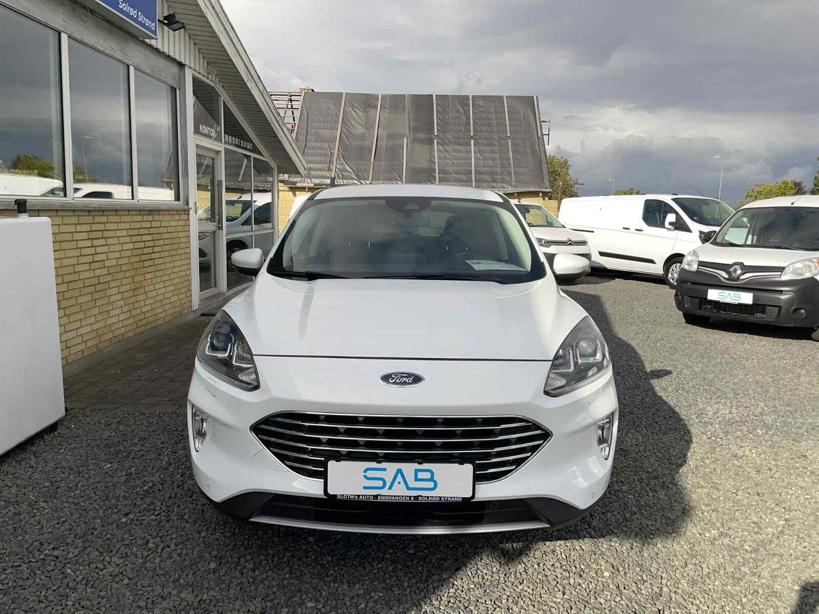 Hvid Ford Kuga fra 2021