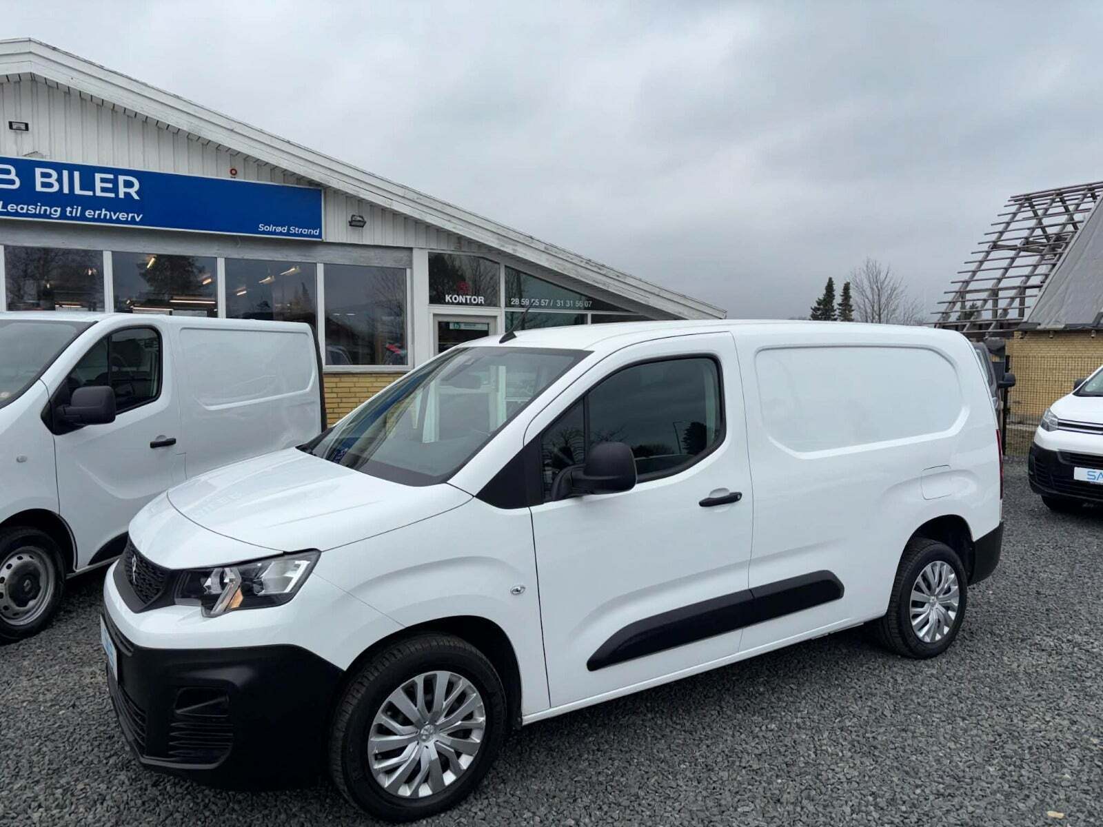 Peugeot Partner 1,5 BlueHDi 130 L2V1 Plus EAT8 Van