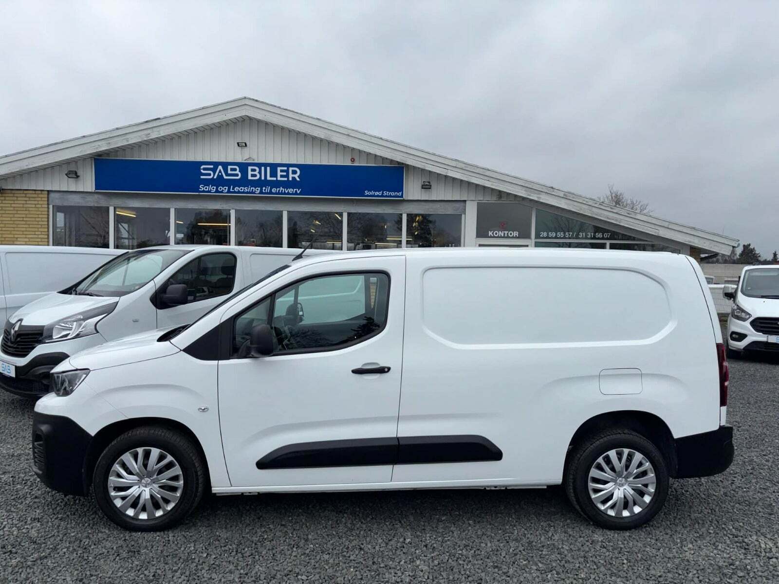 Peugeot Partner 1,5 BlueHDi 130 L2V1 Plus EAT8 Van