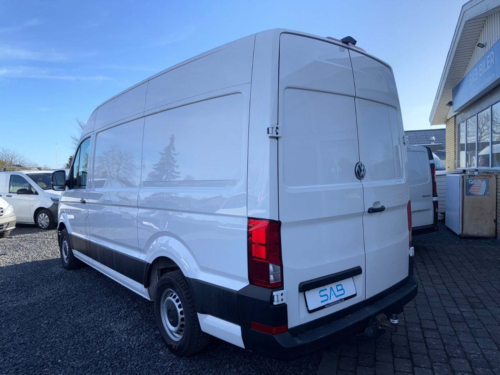 VW Crafter 35 2,0 TDi 177 Kassevogn L3H3 RWD