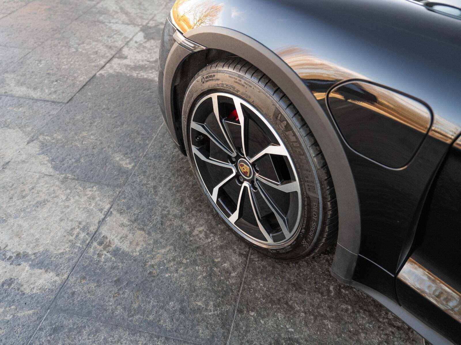 Porsche Taycan 4S Performance+ Cross Turismo