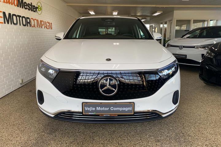 Hvid Mercedes EQA250+ fra 2024