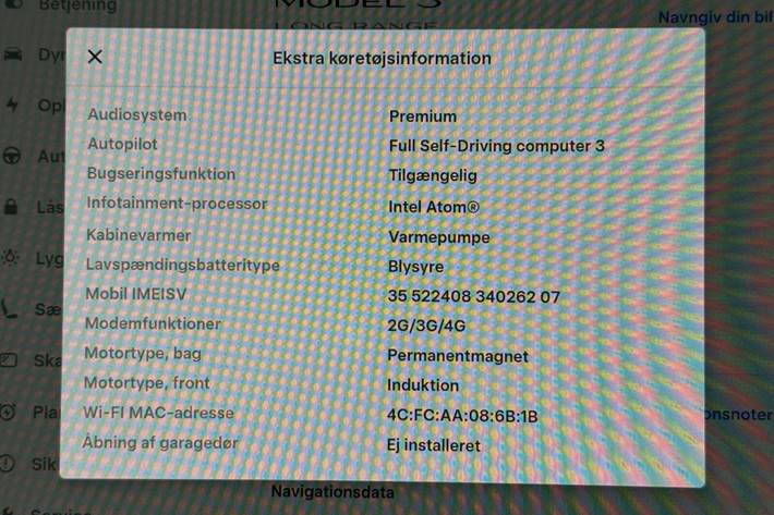 Hvid Tesla Model 3 fra 2021