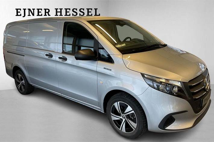 Sølv Mercedes eVito 112 fra 2024