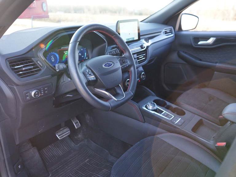 Ford Kuga 2,5 PHEV ST-Line X CVT