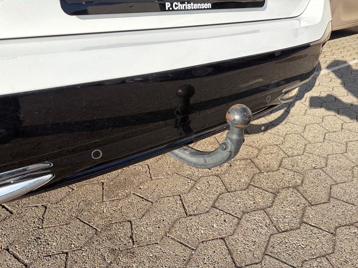 Hvid Peugeot 308 fra 2023