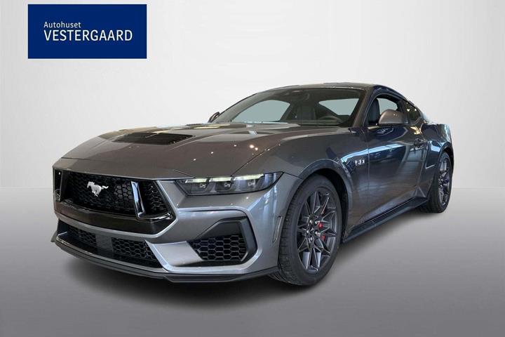 Grå Ford Mustang fra 2025 set udefra