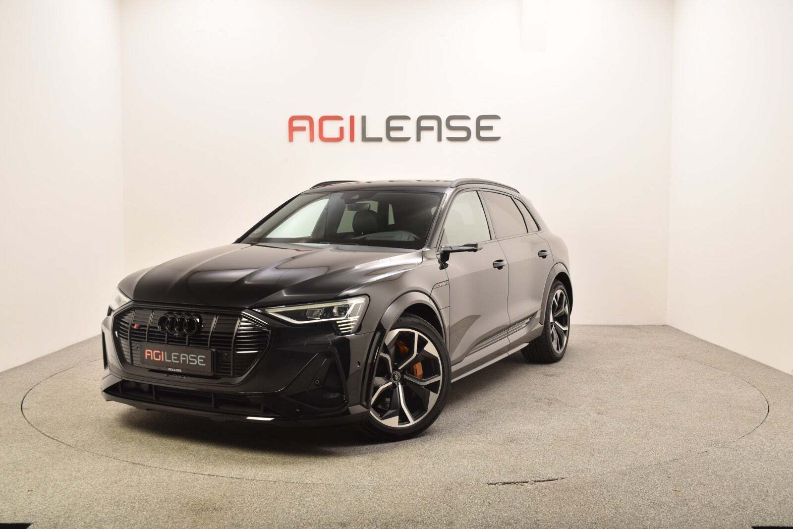 Audi e-tron S quattro